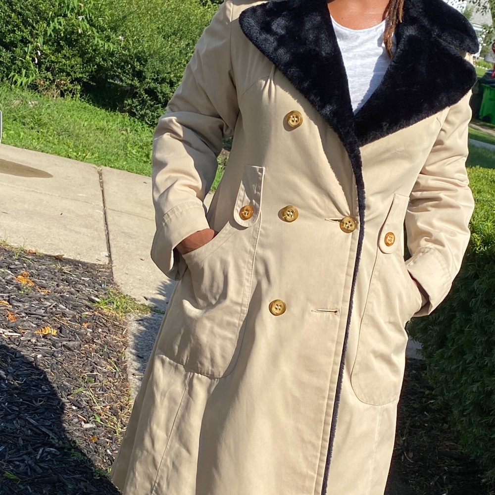 Vintage faux fur coat!